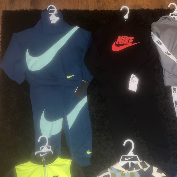 NWT Nike size 7 - Picture 2 of 9